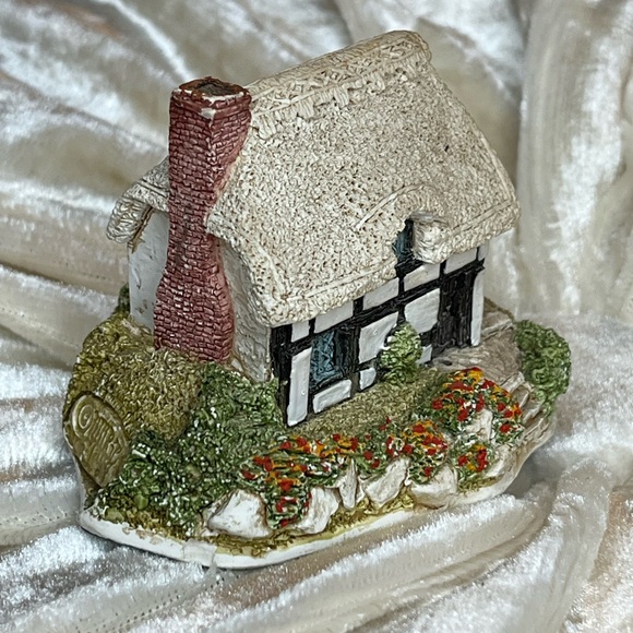 Lilliput Lane Riverview Cottage Handmade in UK 1987 English Collection Midlands - Picture 7 of 10